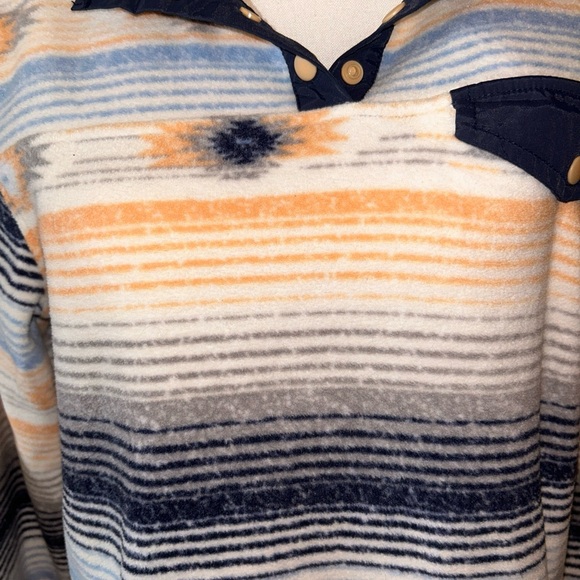 🔥🔥SOLD🔥🔥Womens Cinch Quarter Snap Sleeve Pullover Stripe Sz Medium Aztec - Picture 7 of 8